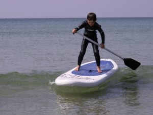 Cours de surf /Stand up paddle à l'école de surf /surfcamp de Léon dans les Landes